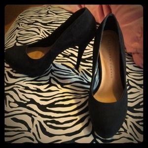 ✌RESERVED 👍 Suede pumps