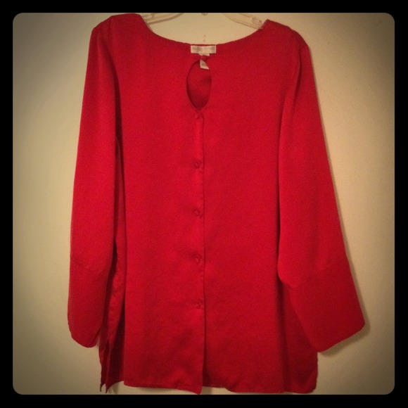 Valerie Stevens Other - 💋Luxurious Red Valerie Stevens 100% Pure silk pjs