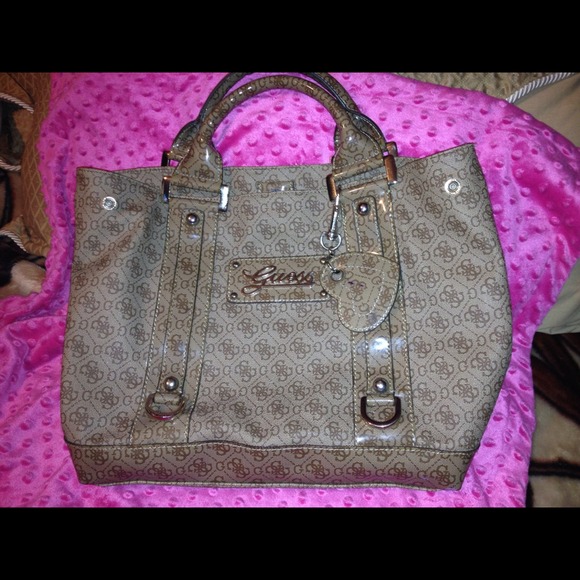 Guess purse