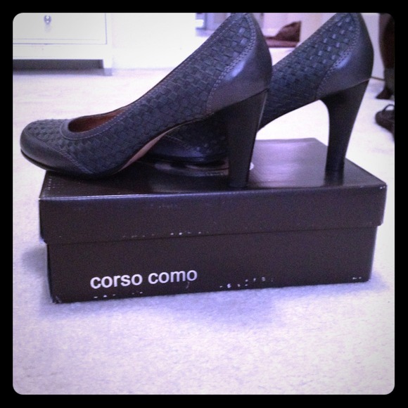 Casual Leather Pumps