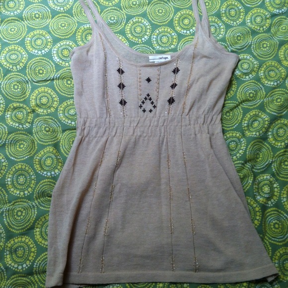💢SOLD💢Refuge beige beaded top - Picture 2 of 2
