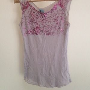 Grey top with Artsy pink paint. Made in the USA!