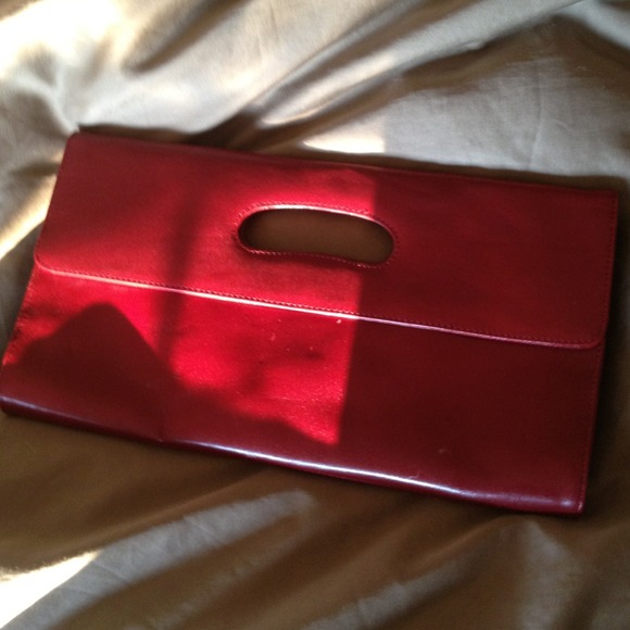 Red Hobo Clutch