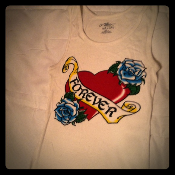 ❌trade❌ for musicangelGraphic tank top, NWOT