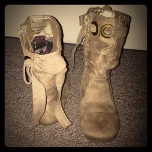 💢SOLD💢CUTE boots