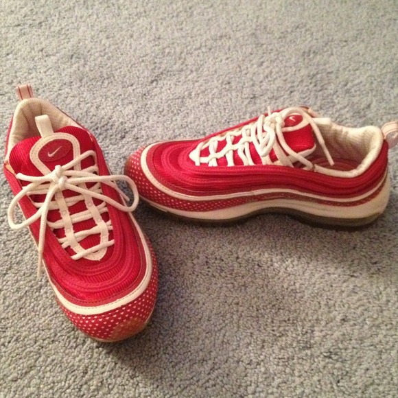 Women's Nike sneakers