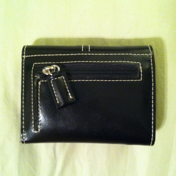Guess Wallet - Picture 4 of 4