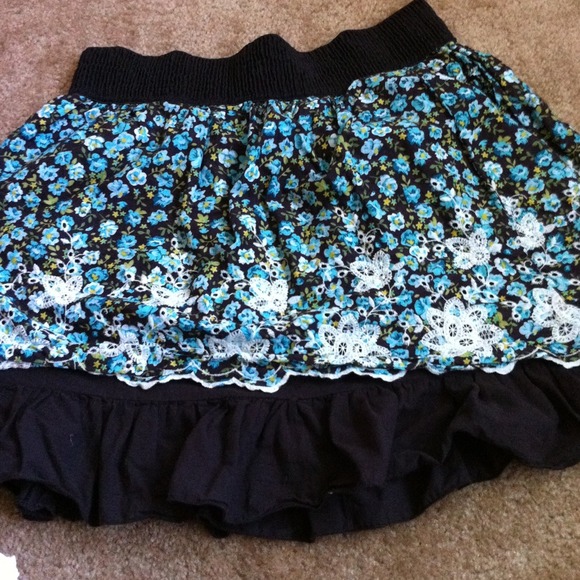 Flowered skirt