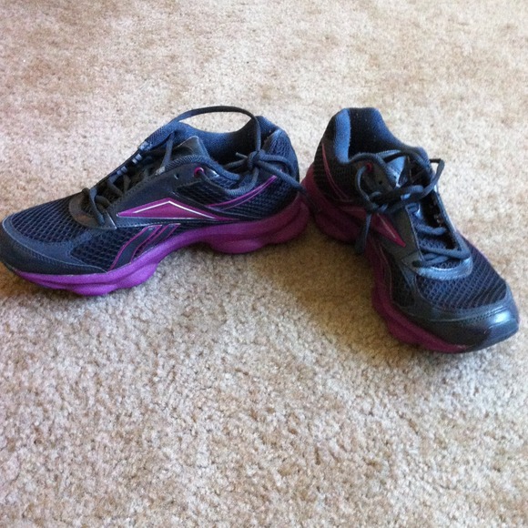 Reebok RunTones **hold**