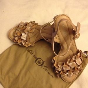 BORN Crown METALLIC Wedge Sandals. Size 11