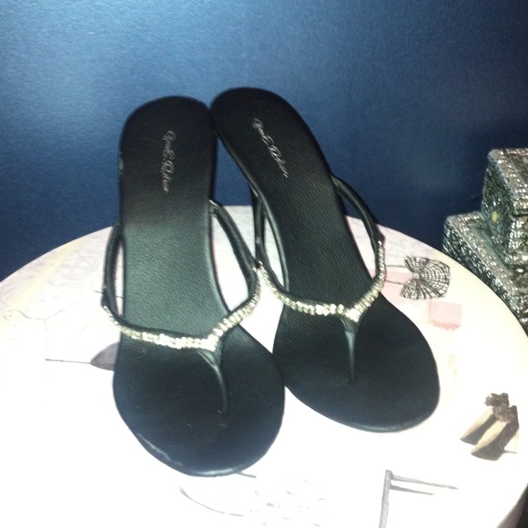 Rhinestone thong heel