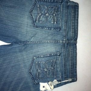 BCBMAXAZRIA Jeans