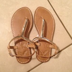 REDUCED!!☀Beautiful tan sandals