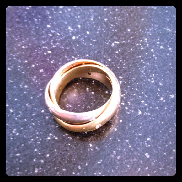 3 band rolling ring - Picture 1 of 1