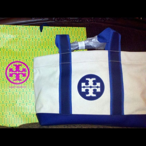 BEACH TOTE
NATURAL/SURF BLUE