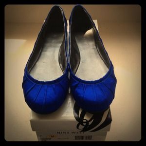 Nine West dark blue satin flats