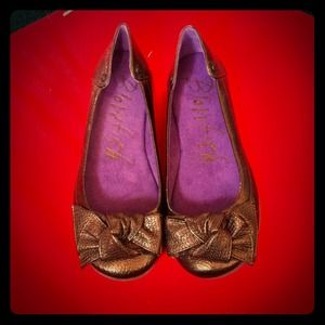 golden brown Blowfish flats