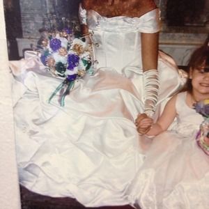 Wedding dress Size 4 worn once steam cleaned