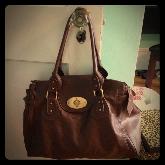 🔴🔴SOLD @lala6676 Brown turnlock purse/tote!