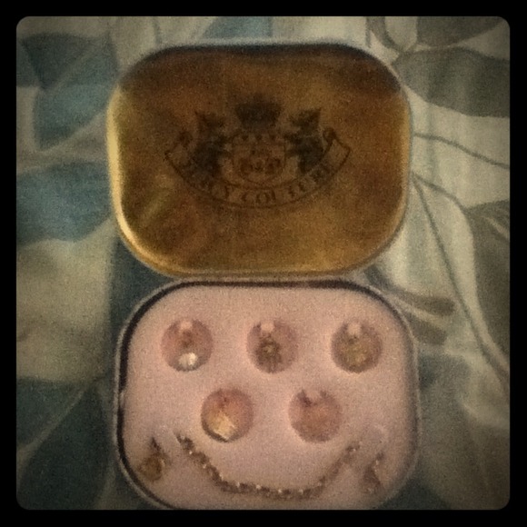 Juicy Couture charm braclet!