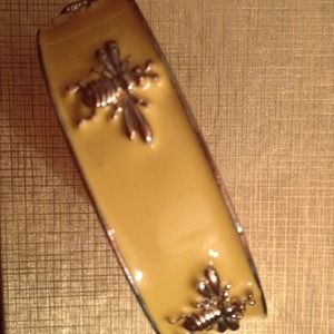Bee bangle - yellow and gold