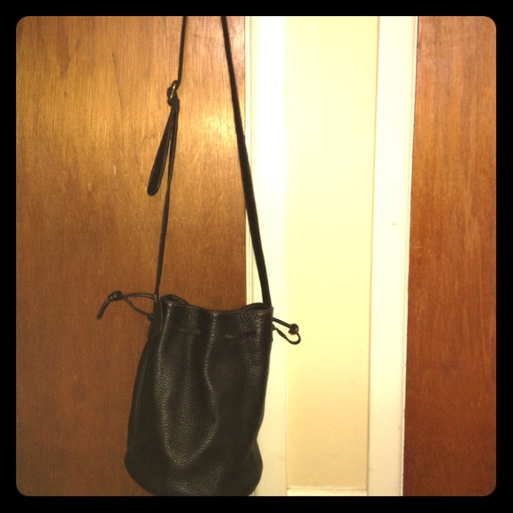 ✂Reduce Vintage Coach string bucket handbag