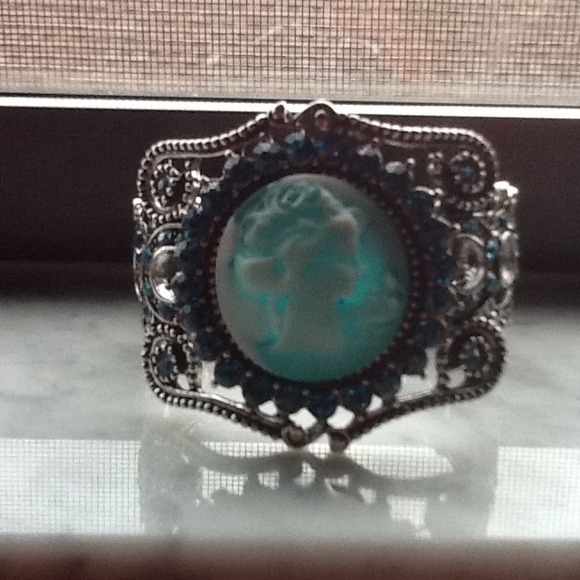 NEW Cuff Bracelet and necklace