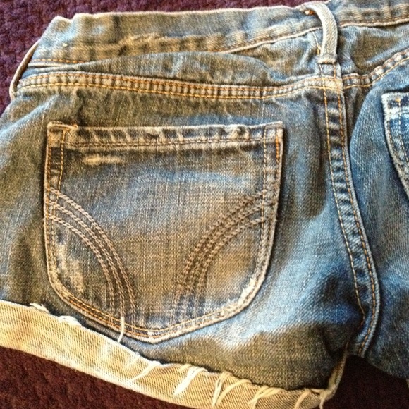 shorts - Picture 2 of 4