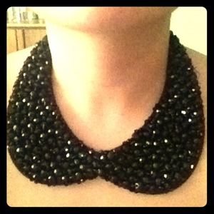 Collar necklace