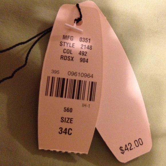 ❌SOLD❌ Victoria's secret wave push up bra - Picture 3 of 4