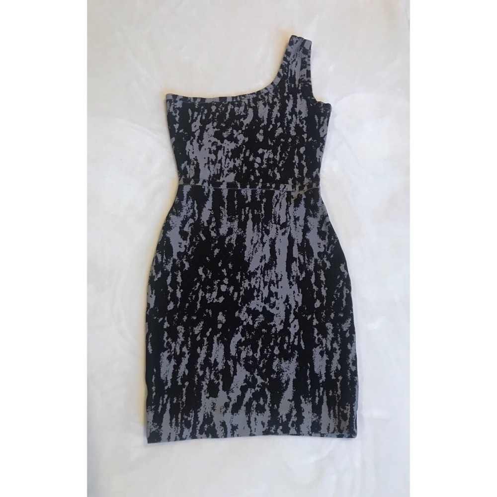 Petite BCBG Max Azaria Dress