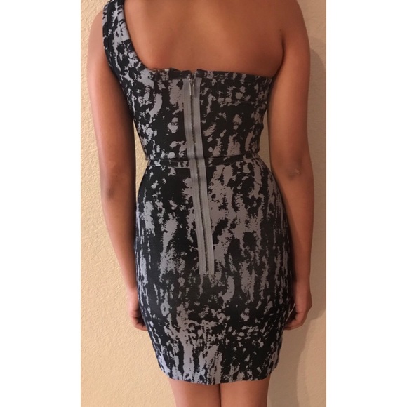 Petite BCBG Max Azaria Dress - Picture 7 of 7