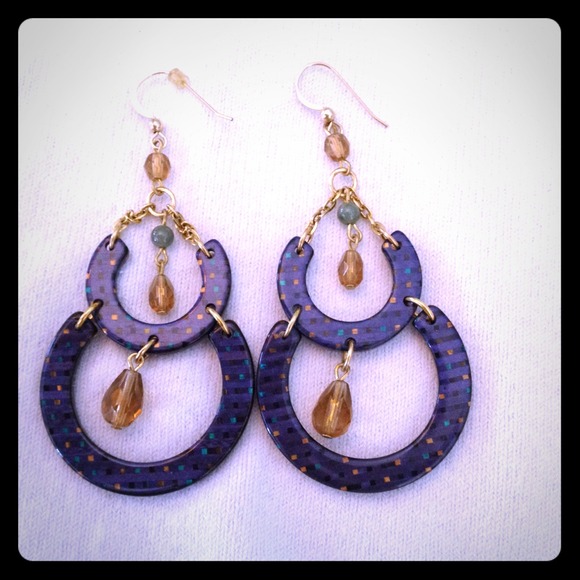 Beautiful light weight dangle earrings