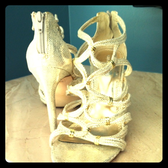 Gianni Bini heels--size 8 1/2