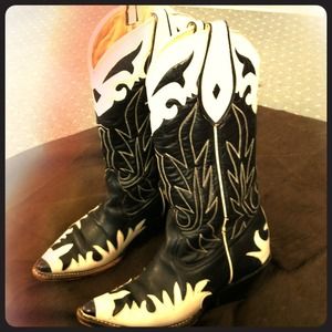 Vintage black and white cowgirl boots
