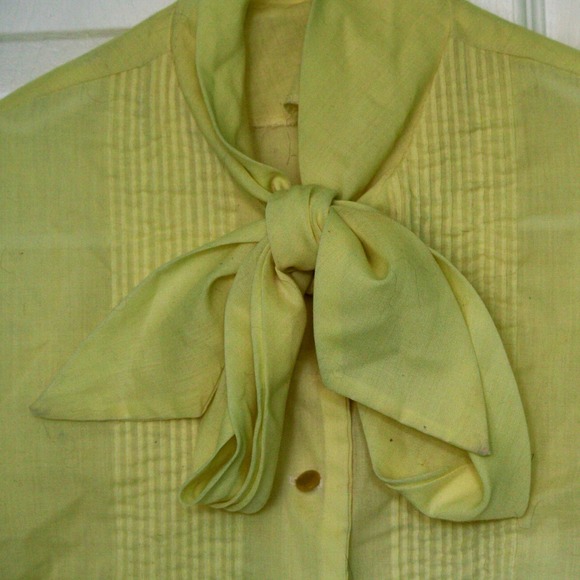 🚫SOLD🚫Sheer Yellow Menswear Shirt - Picture 3 of 4