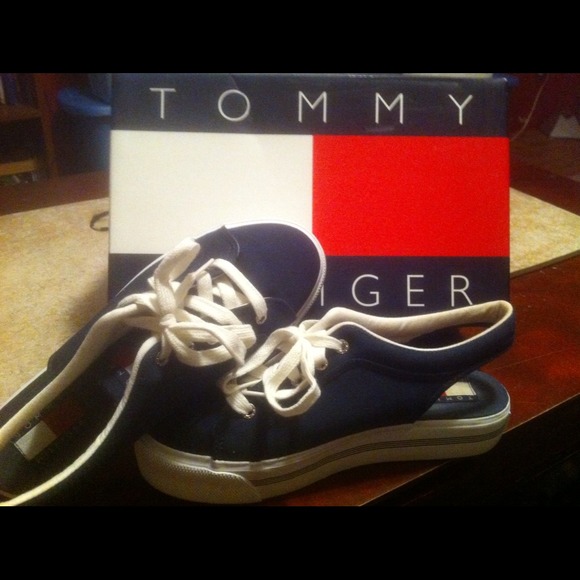 Tommy Hilfiger sling backs