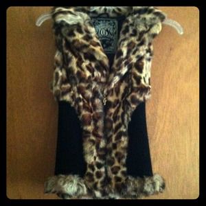 Real fur leopard vest by Guess
