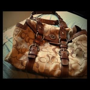 💋reserved💋Authentic coach purse