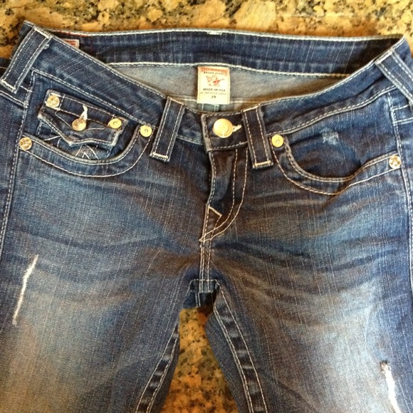 True Religion - Picture 3 of 4