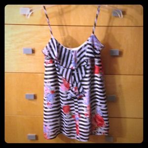 Xhiliration Flowered and striped tank top Sz Med