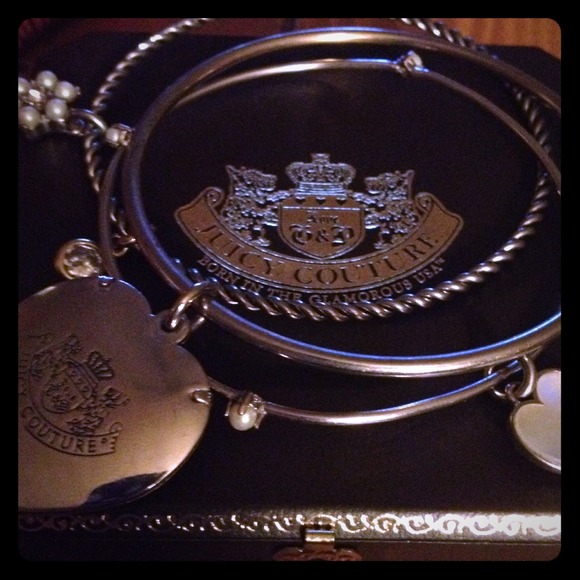 ❌SOLD❌ TO::@tjfergie8❤JUICY COUTURE BANGLES❤