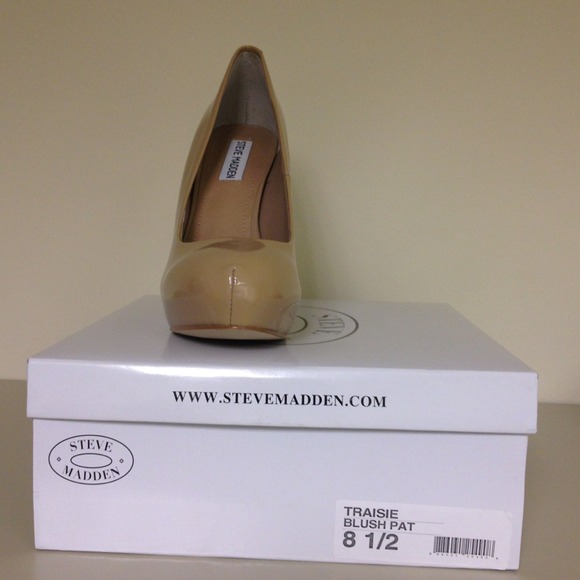 Steve Madden platform heels