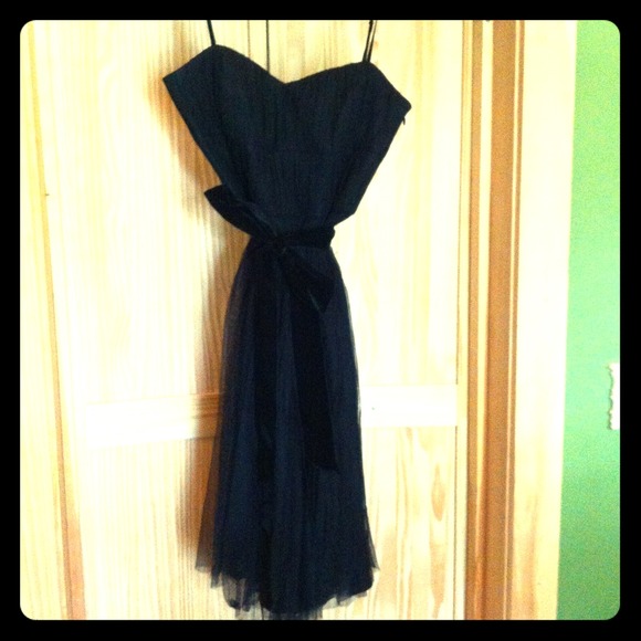 SOLD!! Banana republic party dress