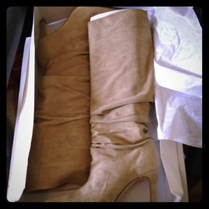 New in Box Banana Republic Suede Boots
