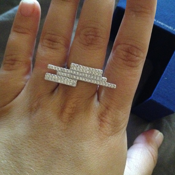 ❌❌ON HOLD❌❌Swarovski ring size 7