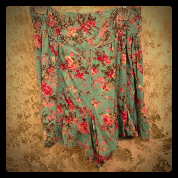 High waisted floral shorts