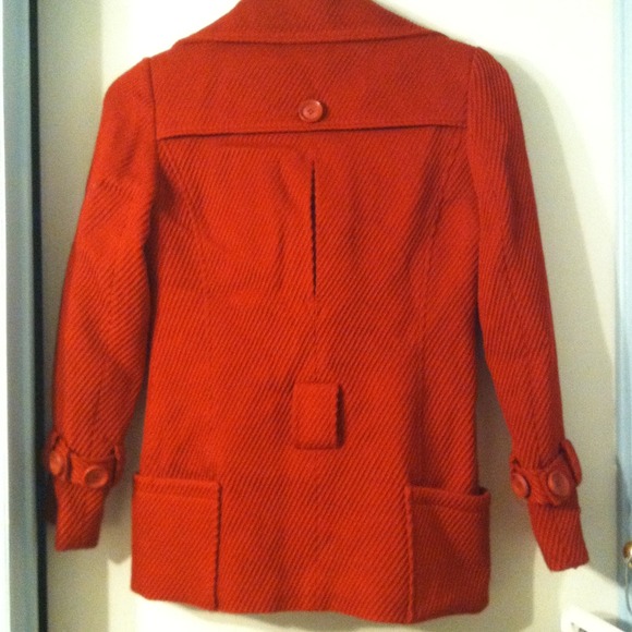 Jacket - Picture 3 of 4