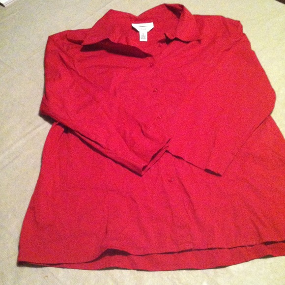 ❤Cute red button up - Picture 1 of 2