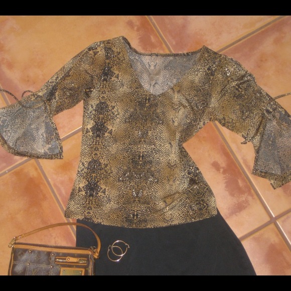 SOLD** animal print blouse & black express skirt - Picture 2 of 3